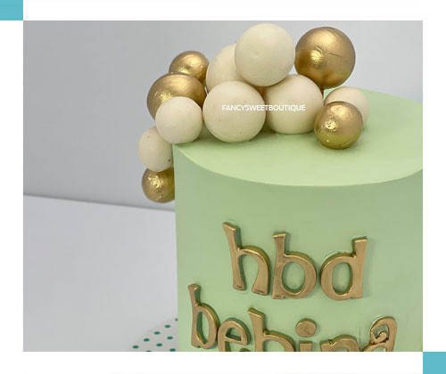 سبز . طلایی ( مطابق عکس )