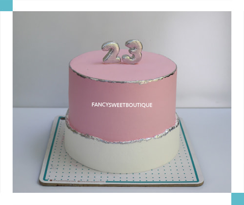 سفید . صورتی . نقره ای 