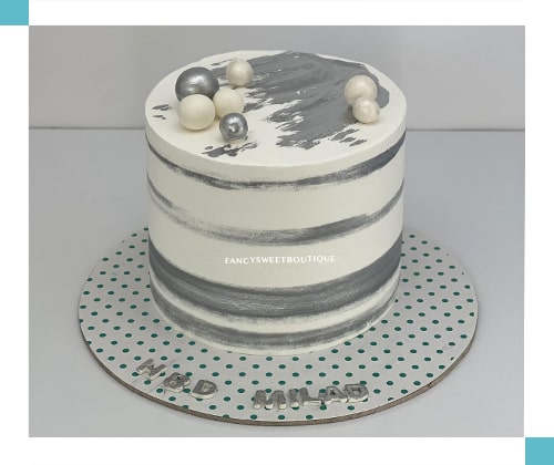 سفید . نقره ای